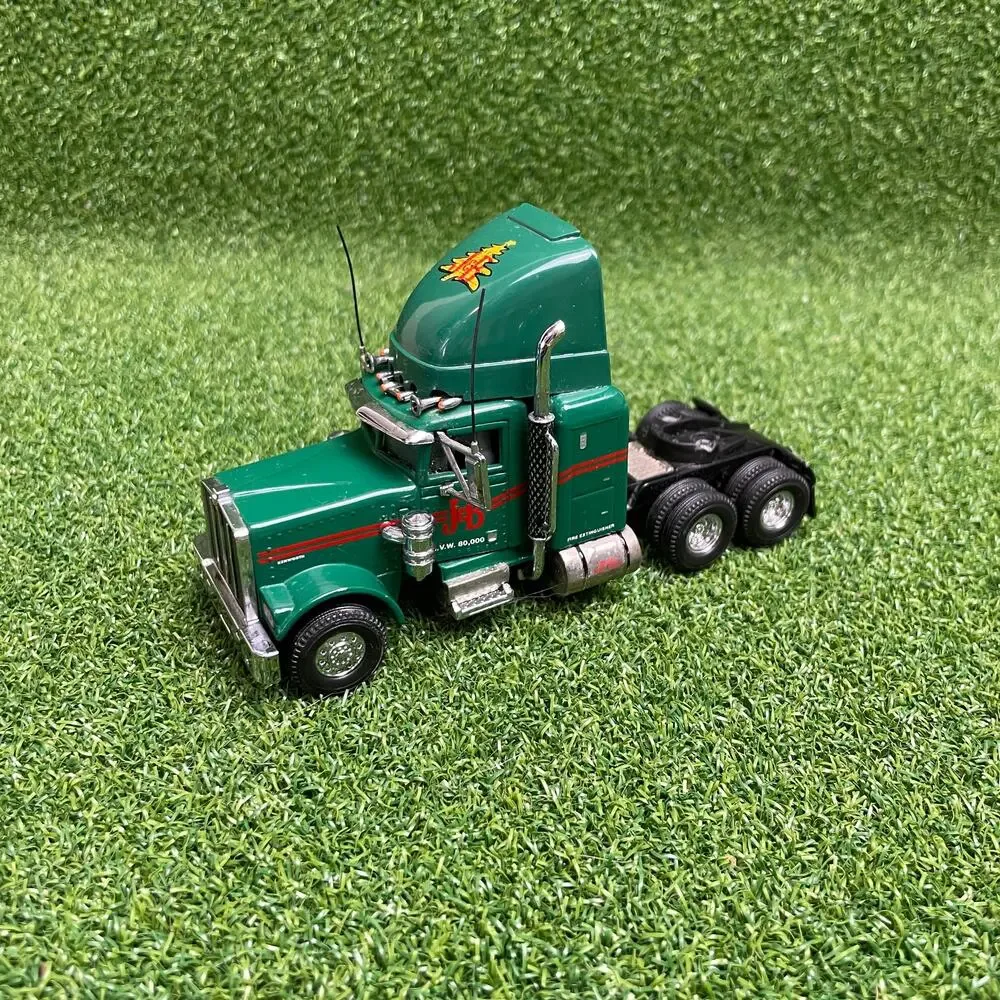 Vintage Matchbox Diecast Green Kenworth W900 Tractor Trailer Truck KS188/A